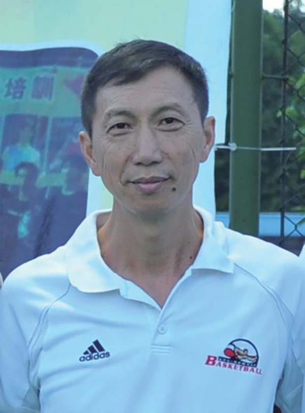 刻苦训练篮球时如何避免受伤的建议_1